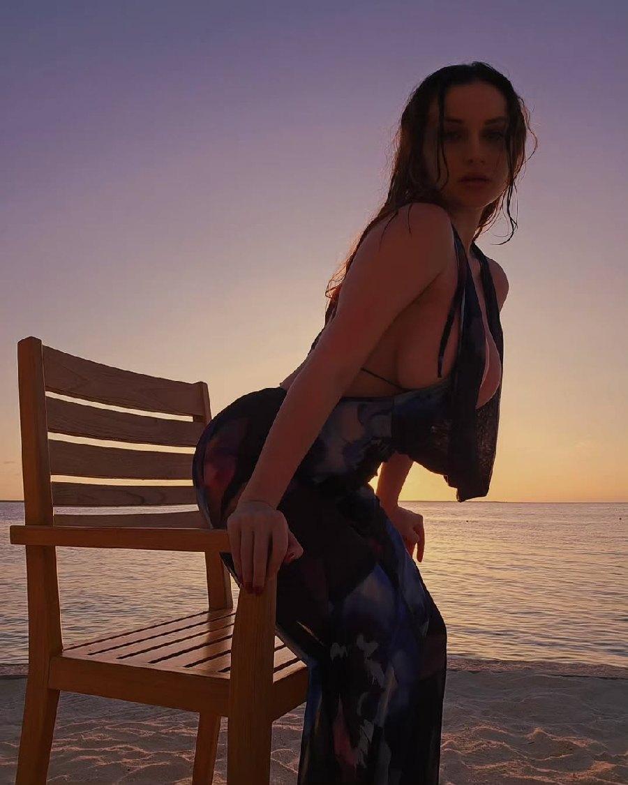 Sexy girl Miranda Faith nude in Nanjing