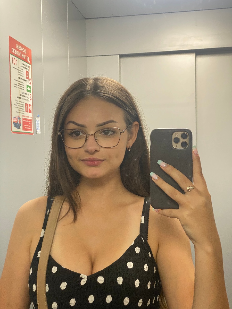 Sexy model Stacy in Nanjing